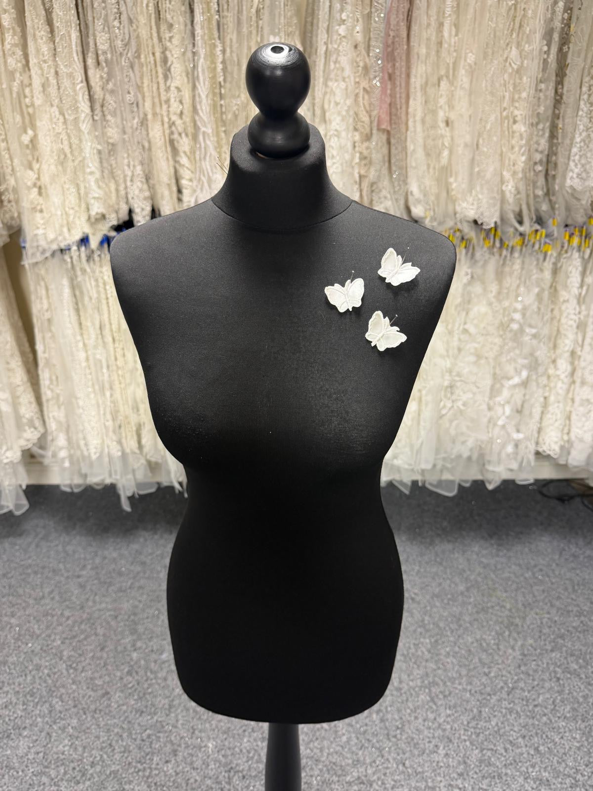 Ivory Butterfly Applique - M4