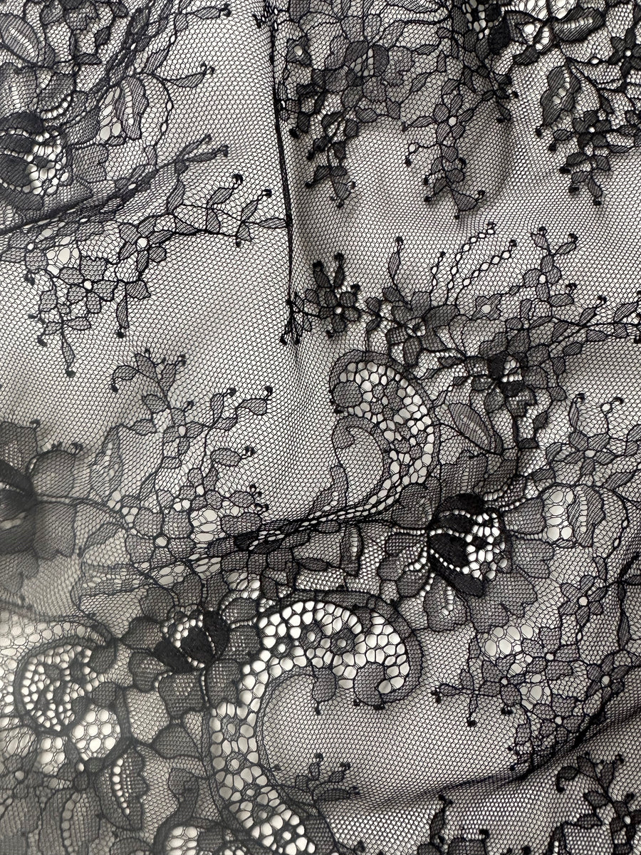Scarlet Raschel Lace Vernita