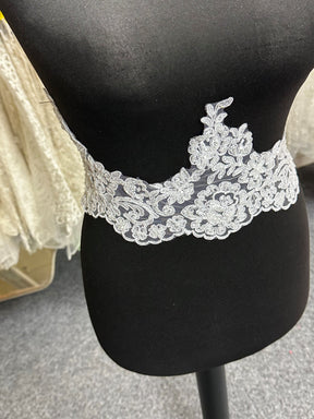 White Beaded & Corded Lace Trim - Noisy