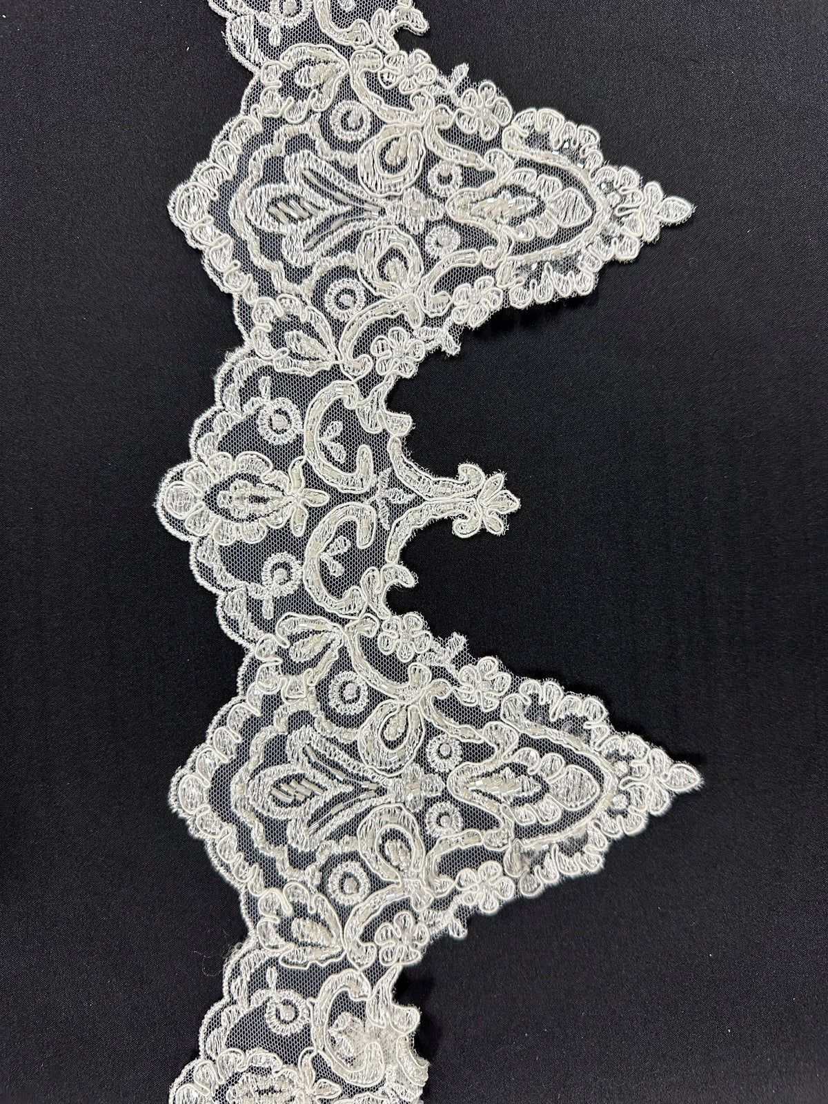 Ivory Beaded Lace Trim - Zara T 902(CF)
