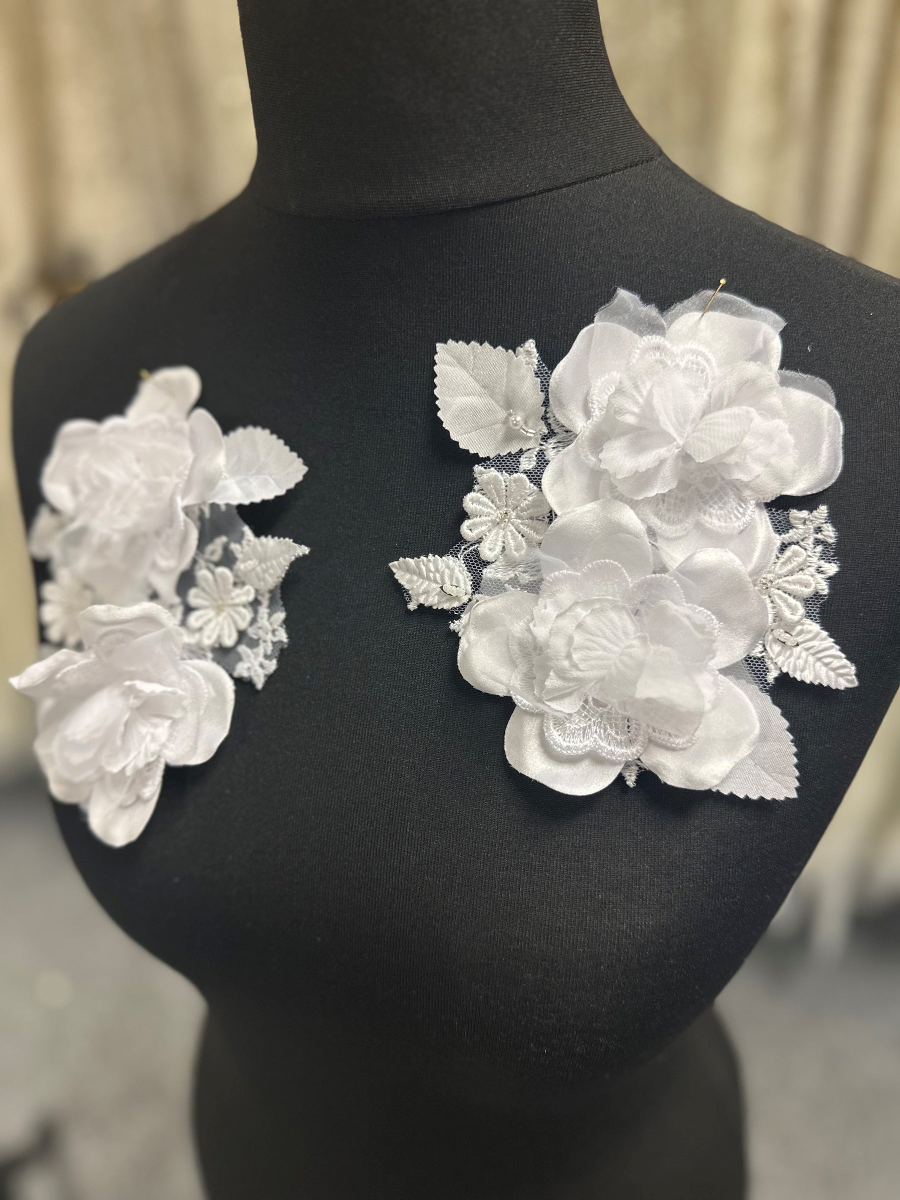 White 3D Lace Appliques - Jaunt