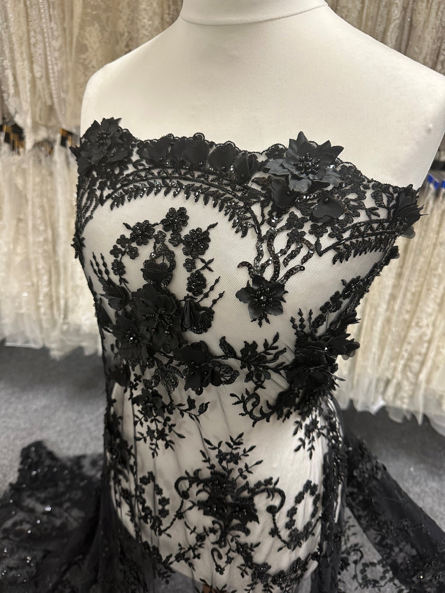 Black Beaded Lace - Audumi