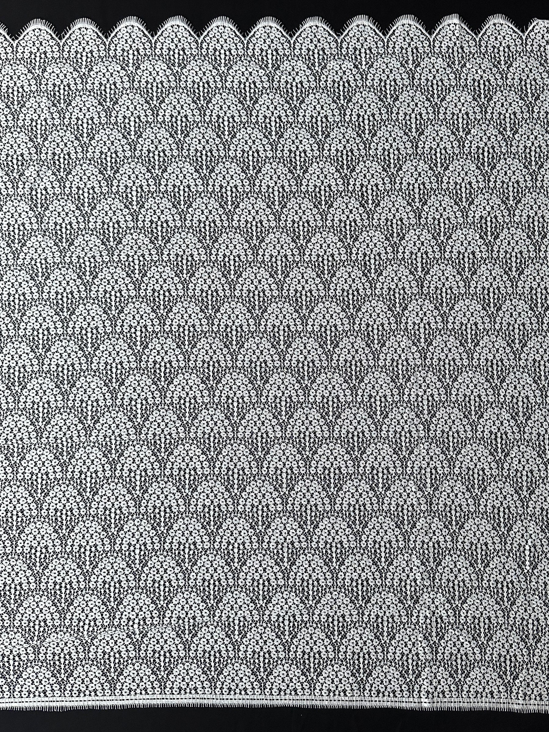 Ivory Chantilly Lace - Bentley