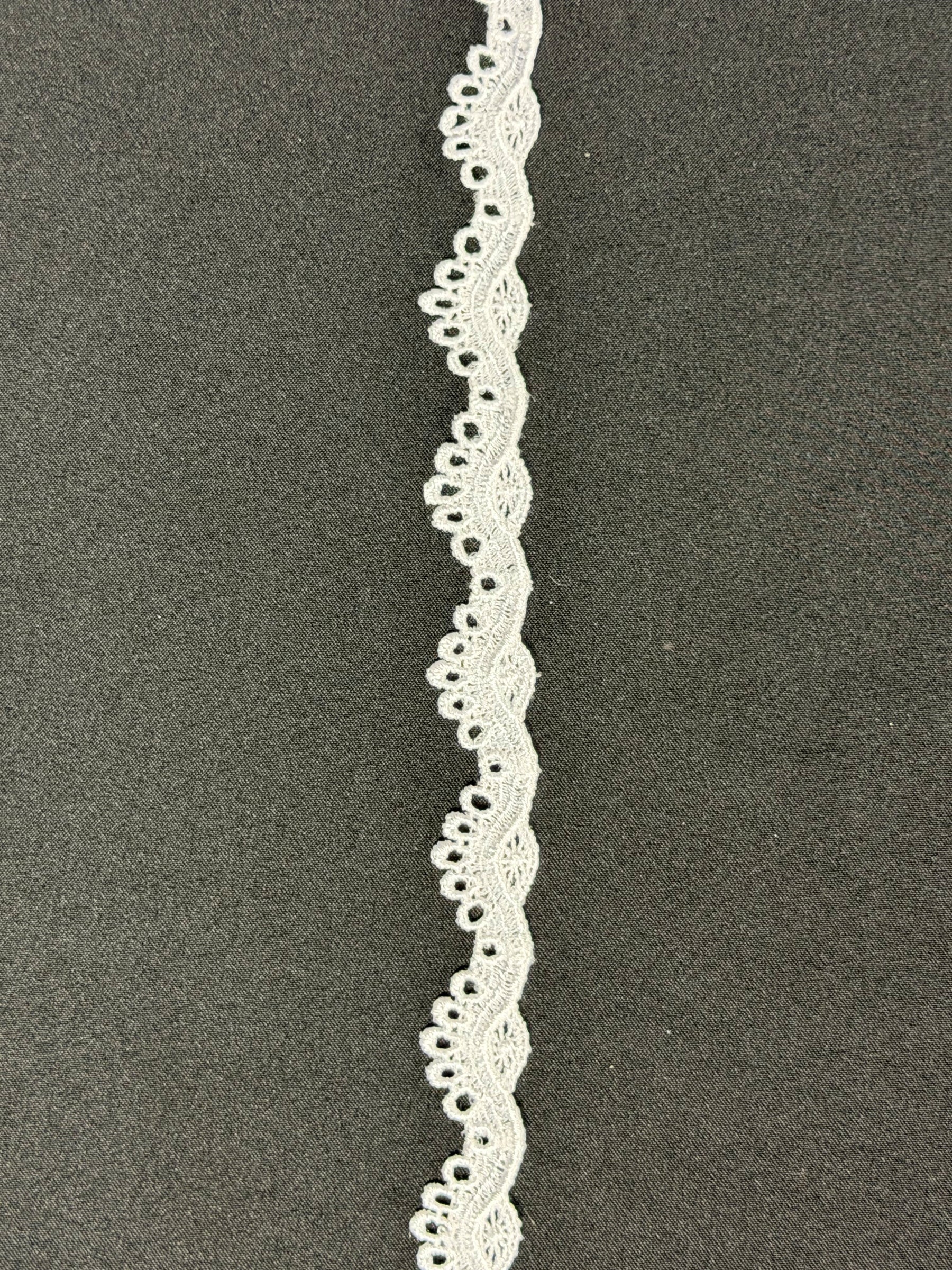 White Guipure Lace Trim - T359