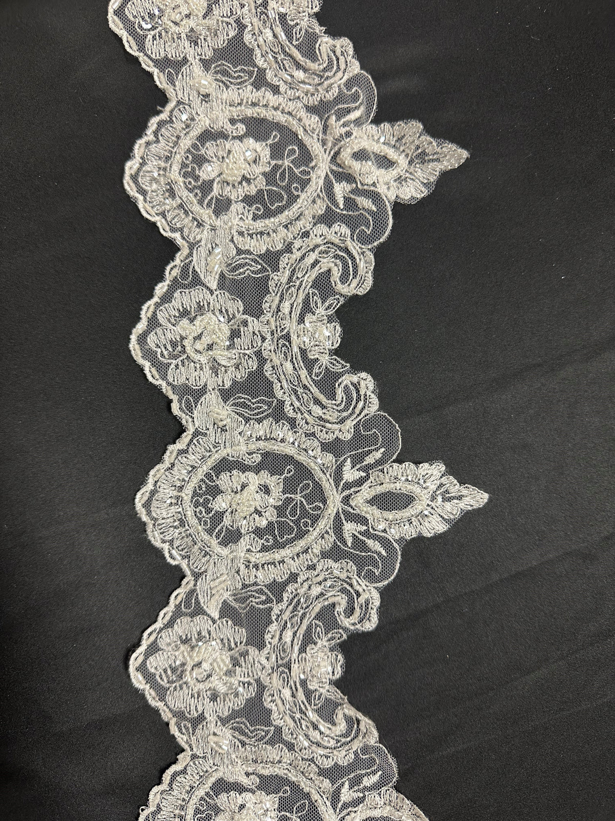 Ivory Embroidered Lace Trim - Sienna (CF T 052)