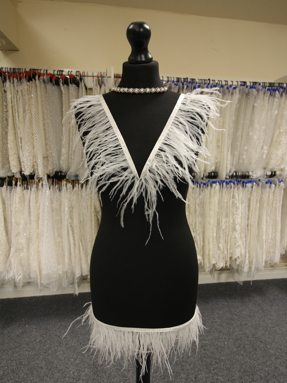 Ivory Feather Trim - Plume