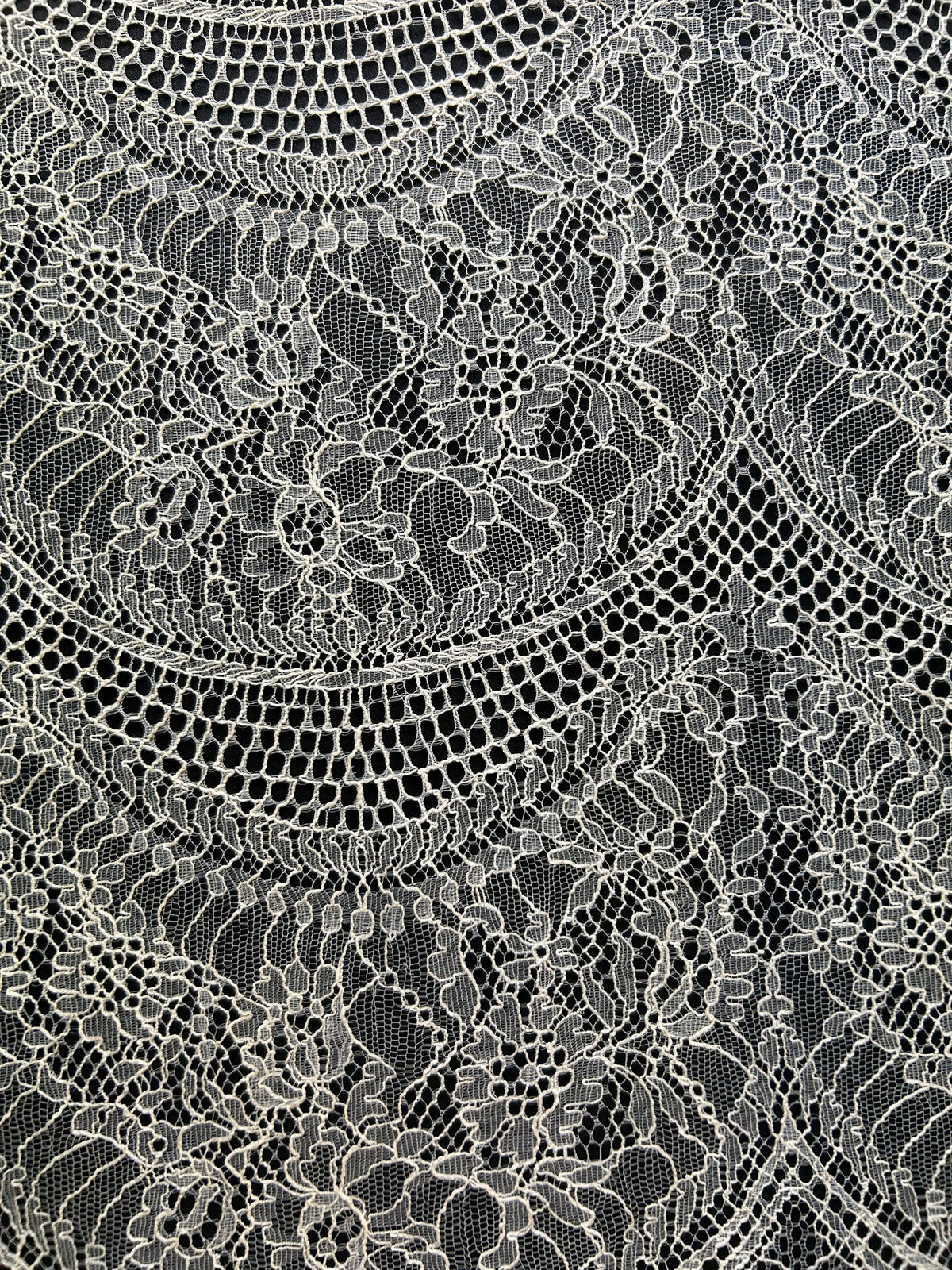 Ivory Chantilly Lace - Jocelyn