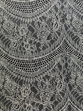 Ivory Chantilly Lace - Jocelyn