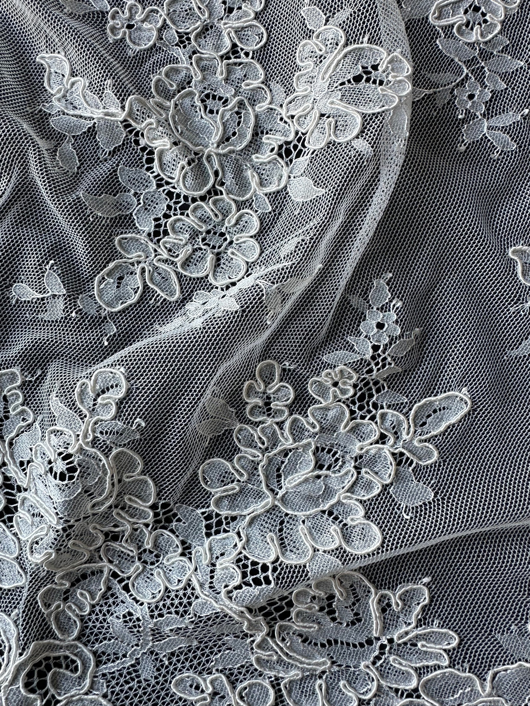 Ivory Corded Lace – Teacher