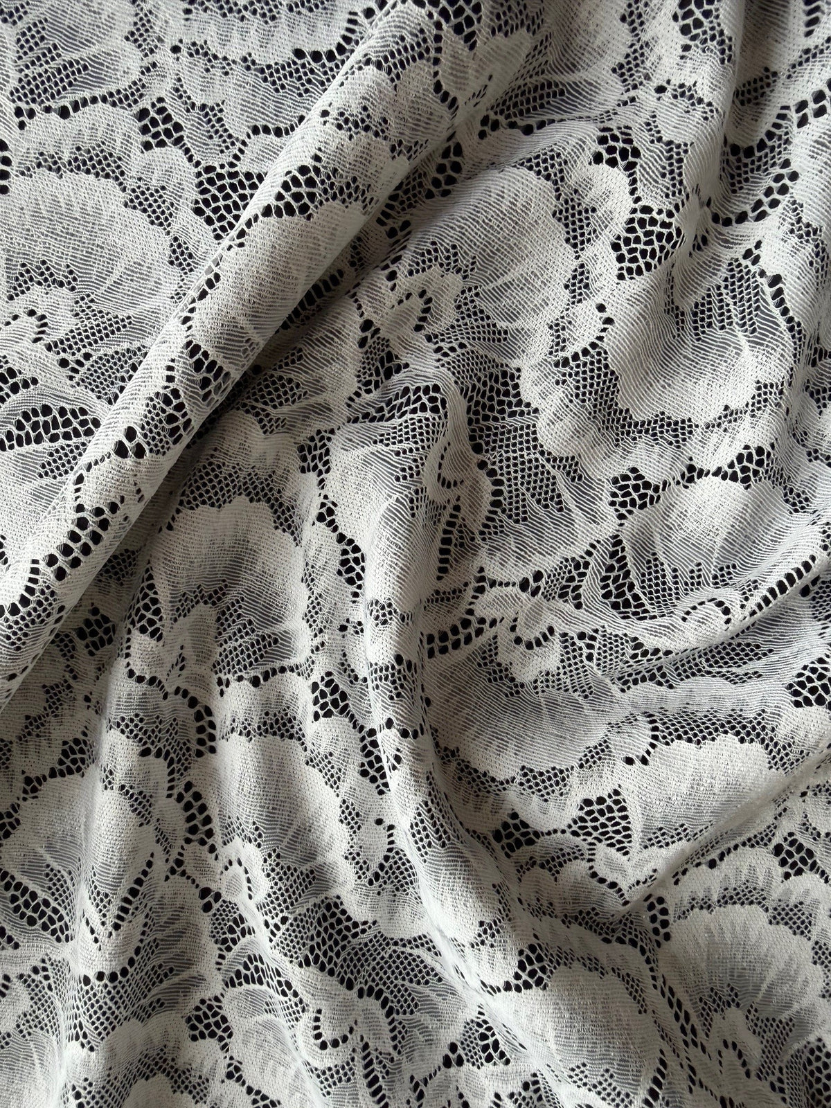 Light Ivory Stretch Lace - LB7008