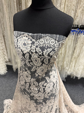 Shell Pink Chantilly Lace - LA2008