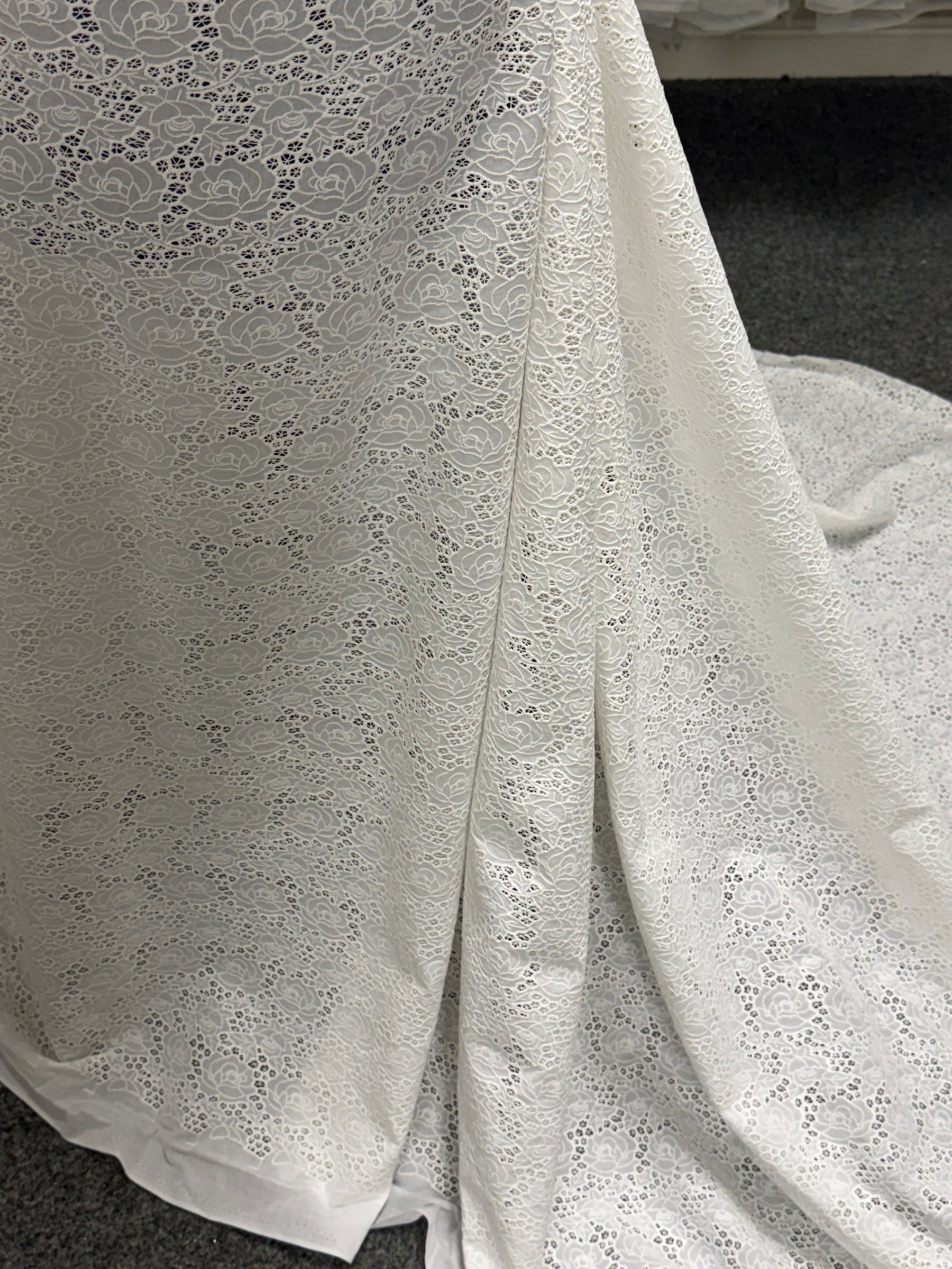 White Embroidered Cotton - EB6001
