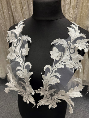 Ivory Embroidered Lace Appliques - MT8009