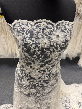 Ivory Beaded Lace - P992