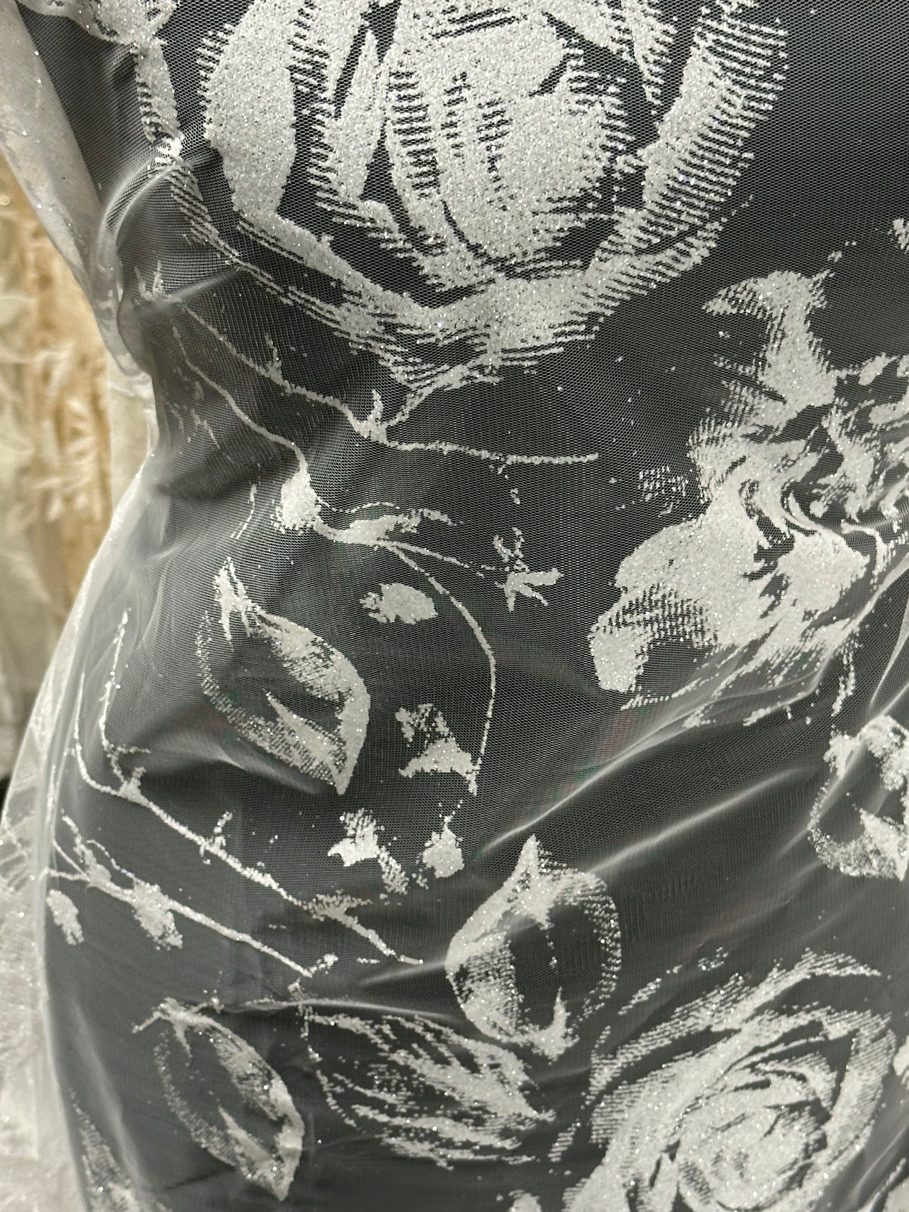 Ivory Glitter Lace - Needle