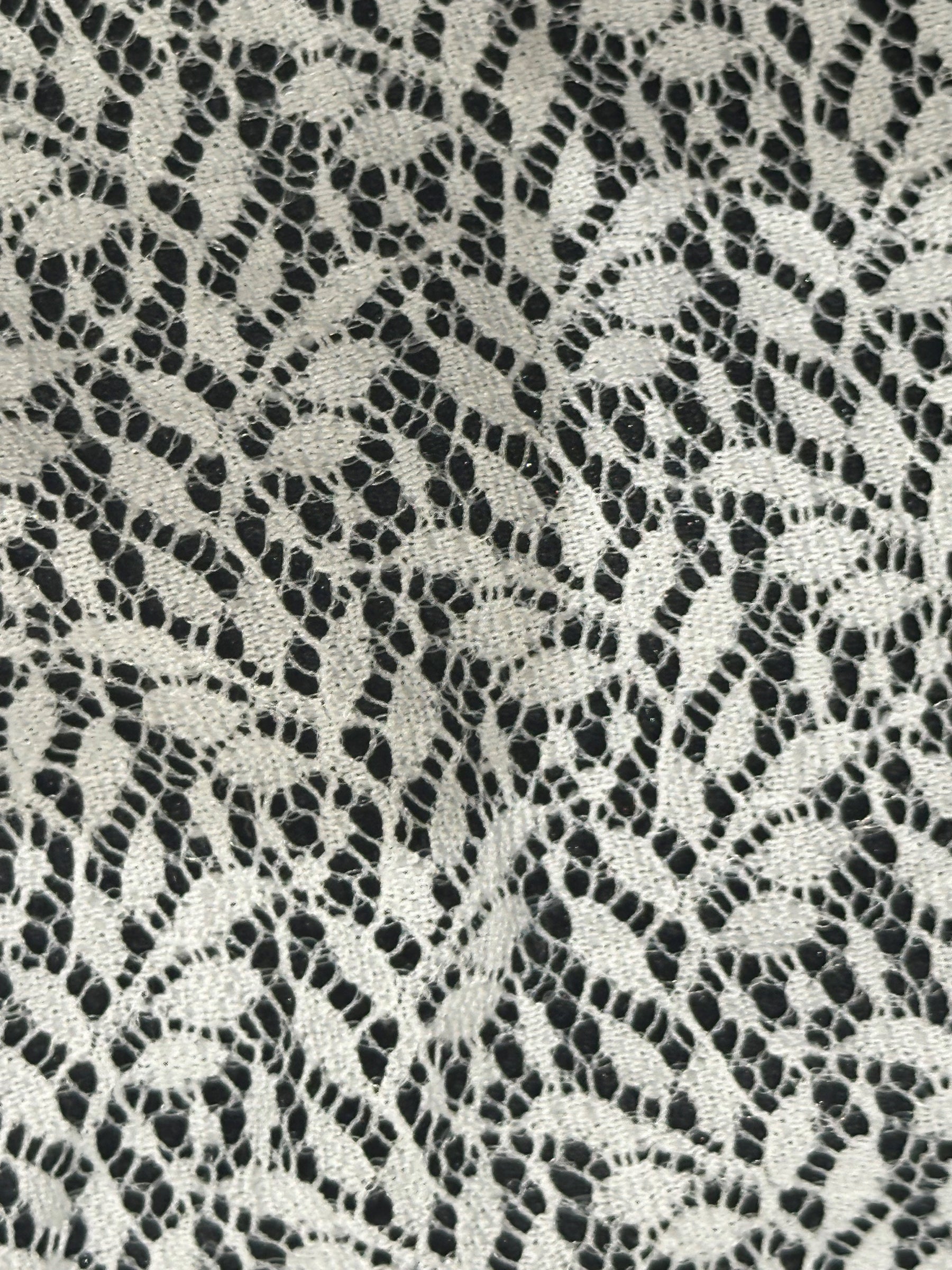 Ivory Trailing Leaf Lace - Nicole (CF)