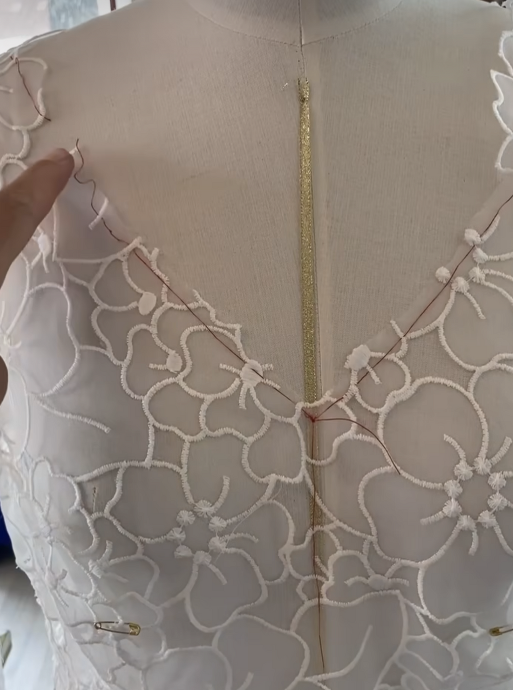Ivory Organza Lace Khalisi