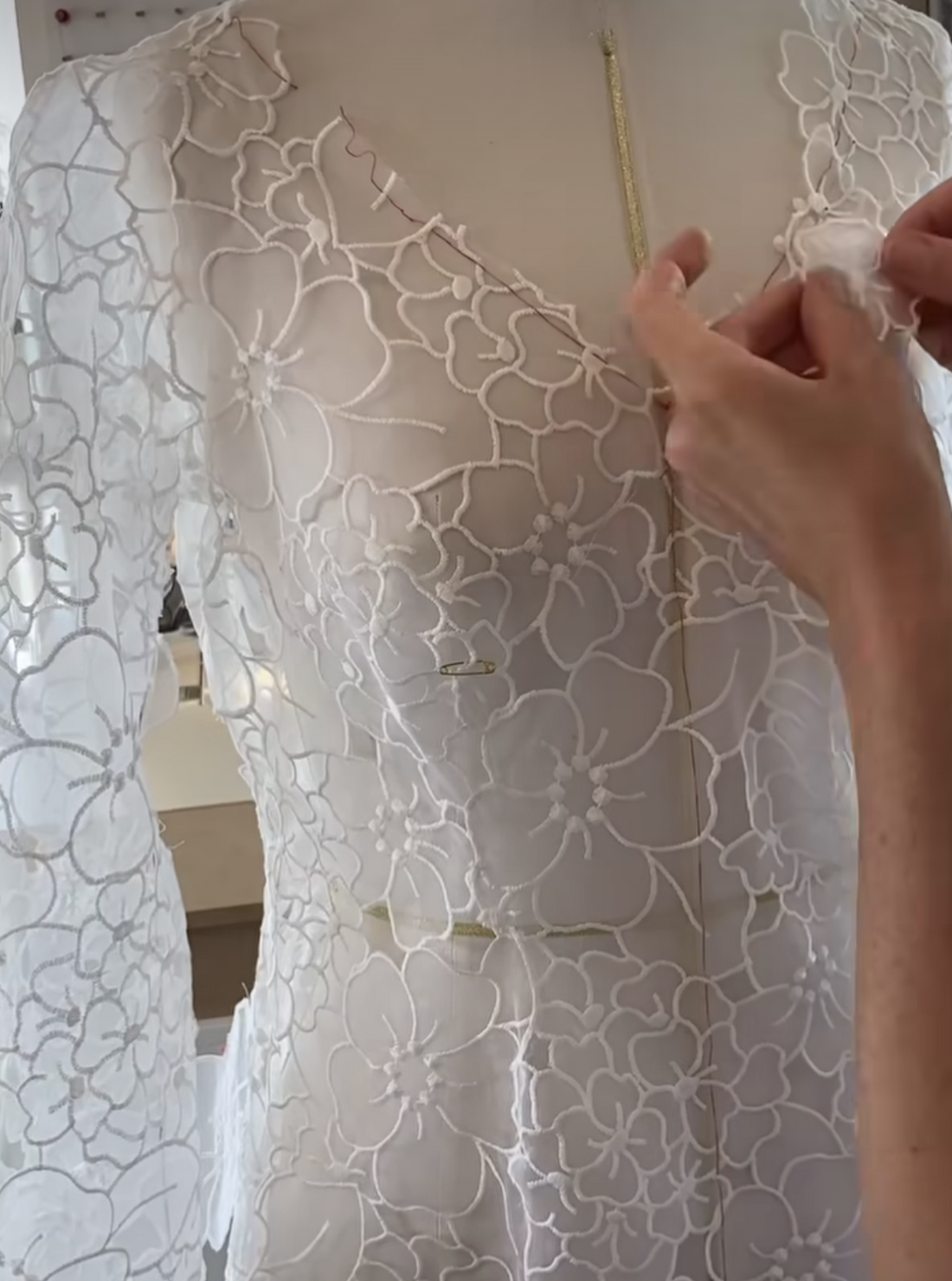 Ivory Organza Lace Khalisi