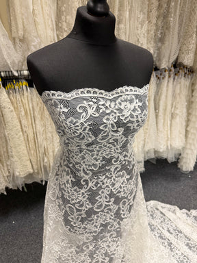 Ivory Corded Lace - P210