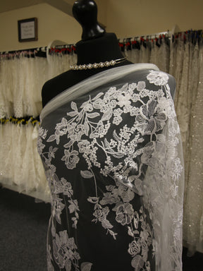 Platinum Embroidery Lace - Garbo