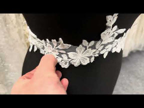 Ivory Flower Trim - EF4024
