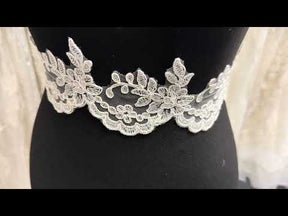 Ivory Corded Lace Trim - T82