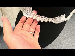 Ivory Lace Edging - T747