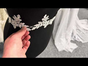 Ivory Guipure Lace Trim - T552