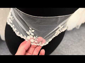 Ivory Beaded Edging - T952