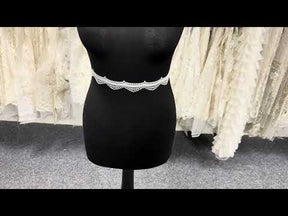 Ivory Lace Trim - T938