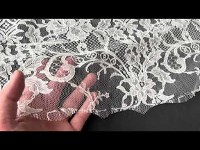 Pale Ivory Eco Chantilly Lace Trim - Aveta