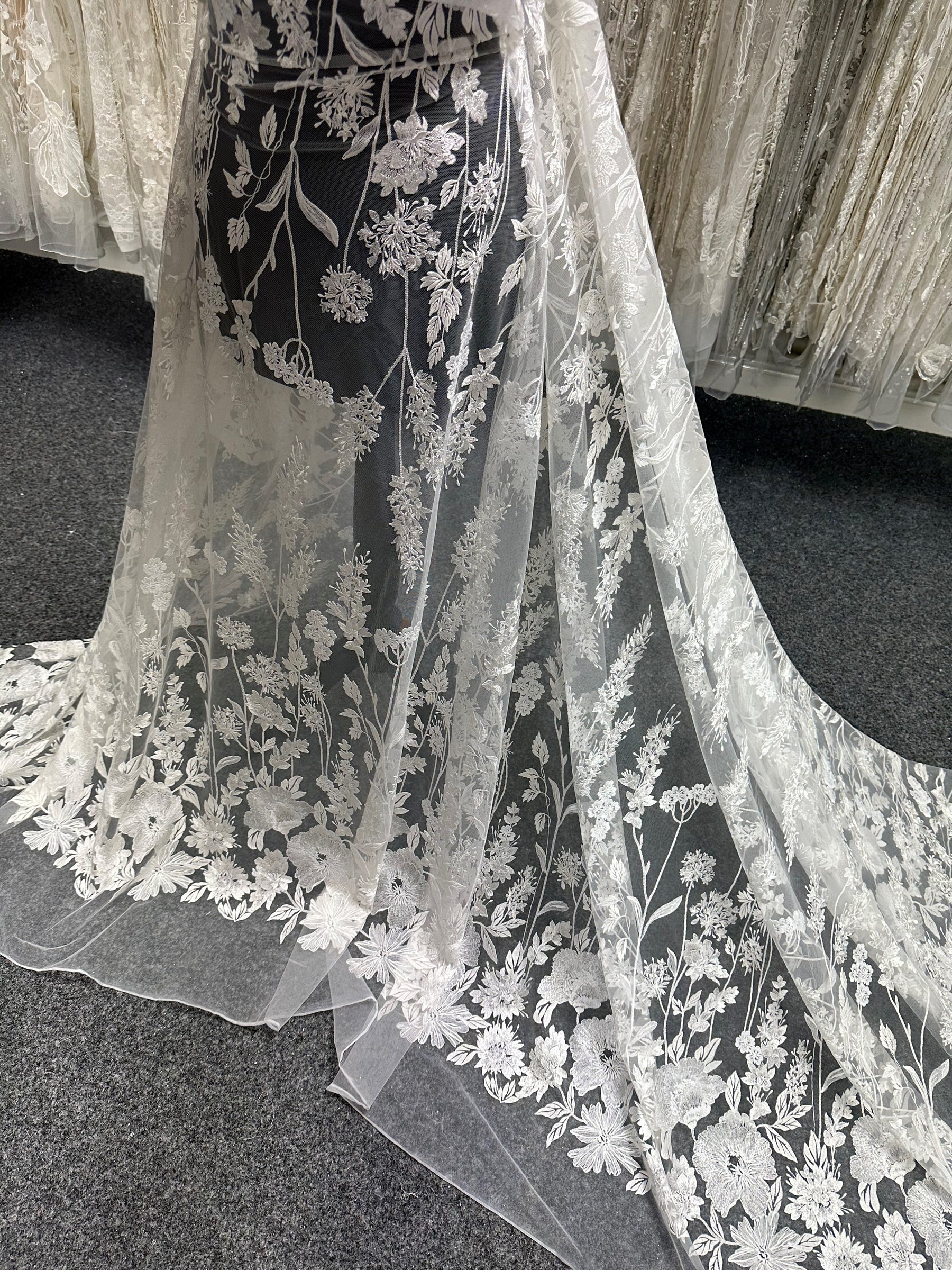 Ivory Embroidered Lace - Genby