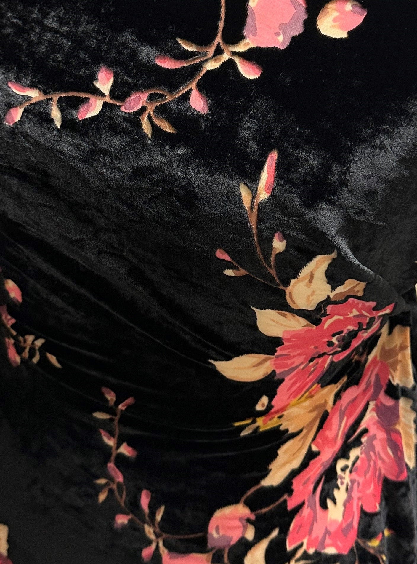 Pink on Black Velvet Burnout - Sintra 001 (CF)