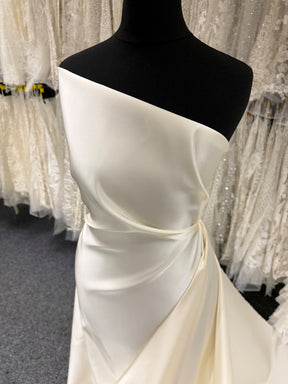 Ivory Silk Peau de Soie - Parade