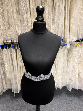 White Embroidered Lace Trim - T53