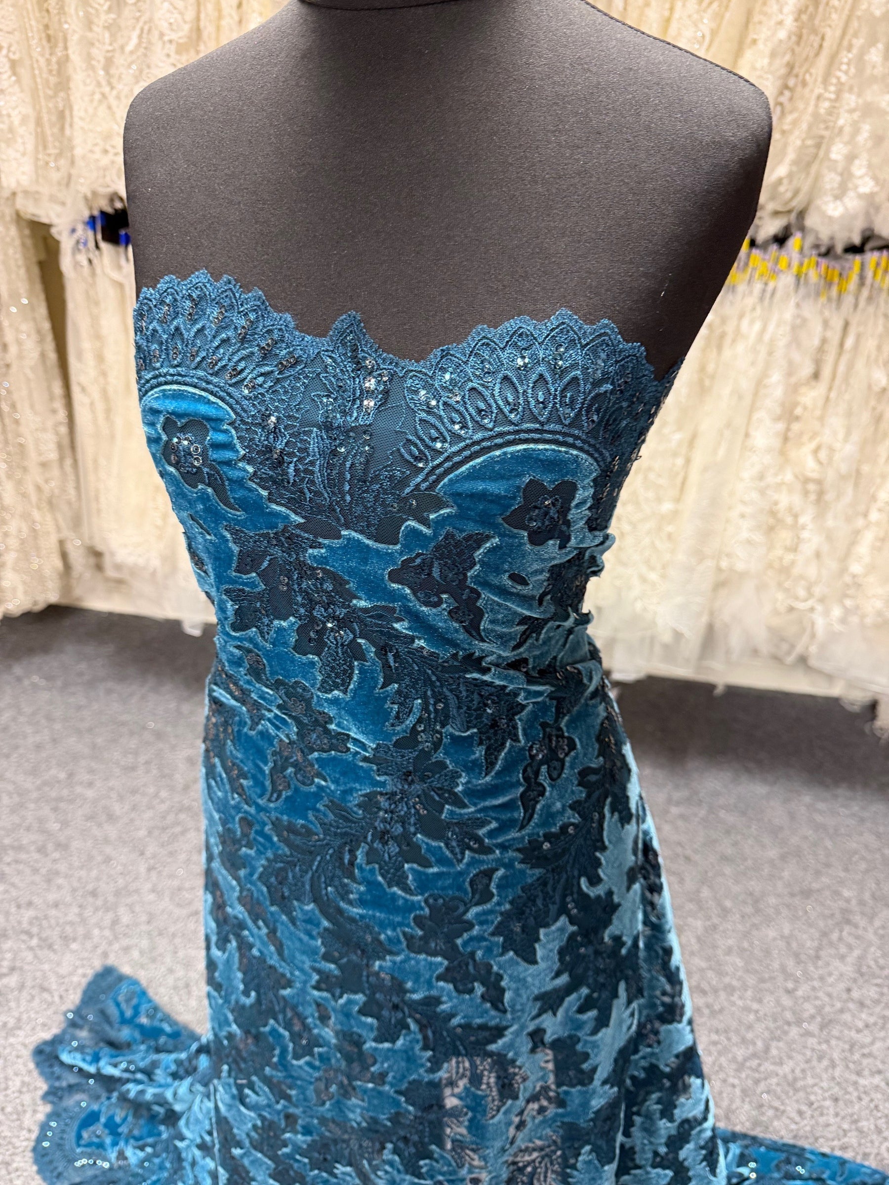 Teal 3D Velvet Lace - EB3023