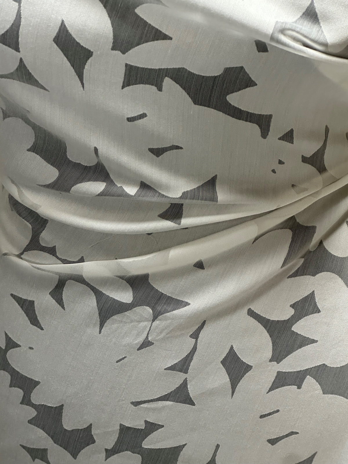 Ivory Burnout Print - Venus (CF)