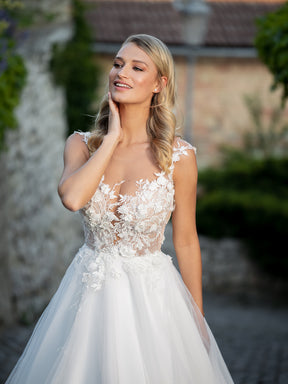 Ivory Embroidered 3D Lace - Abiona