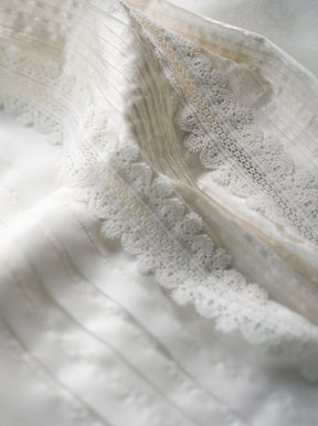 Ivory Lace Trim - Salamander
