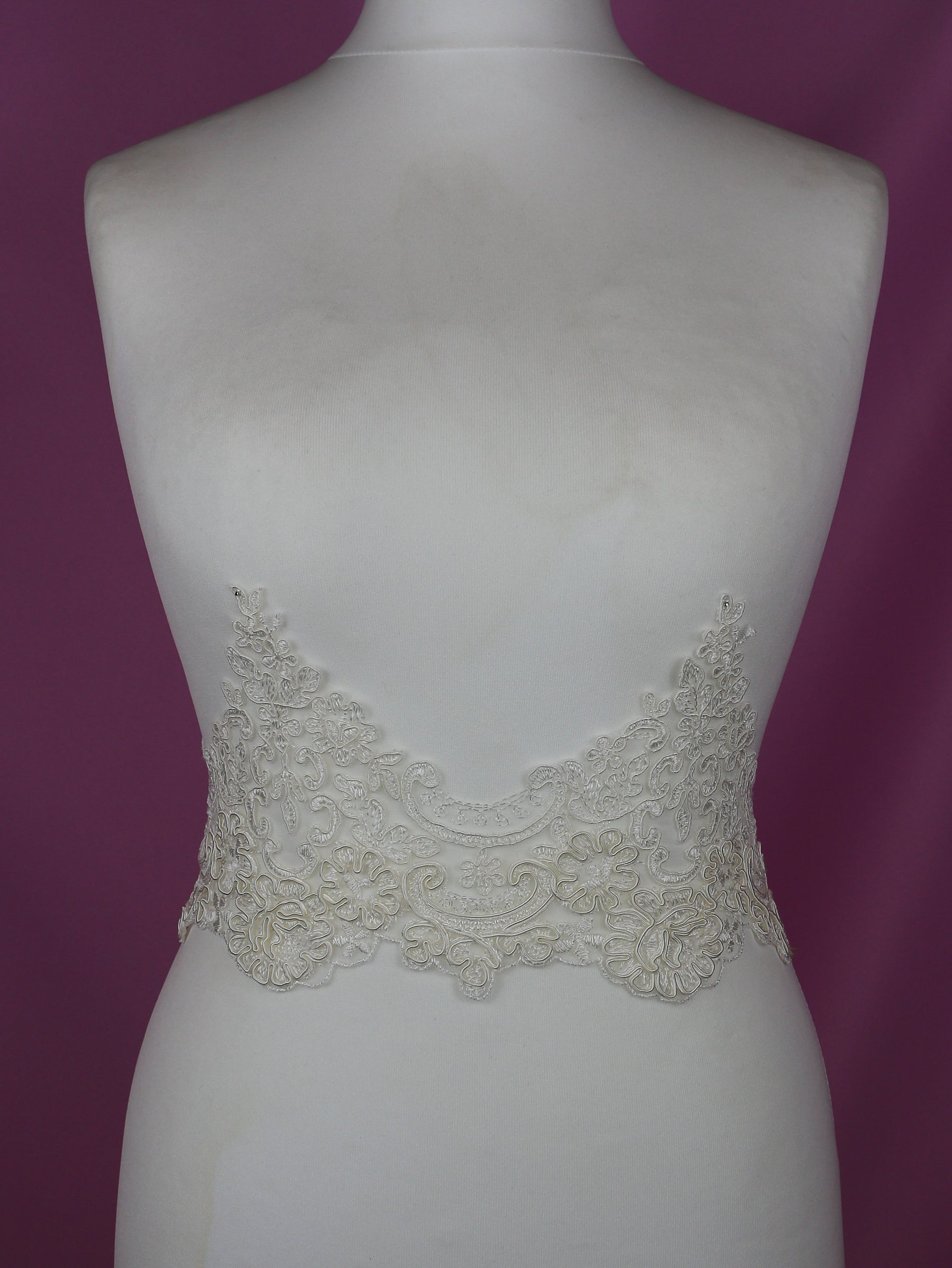 Ivory Corded Lace Trim - Belinda