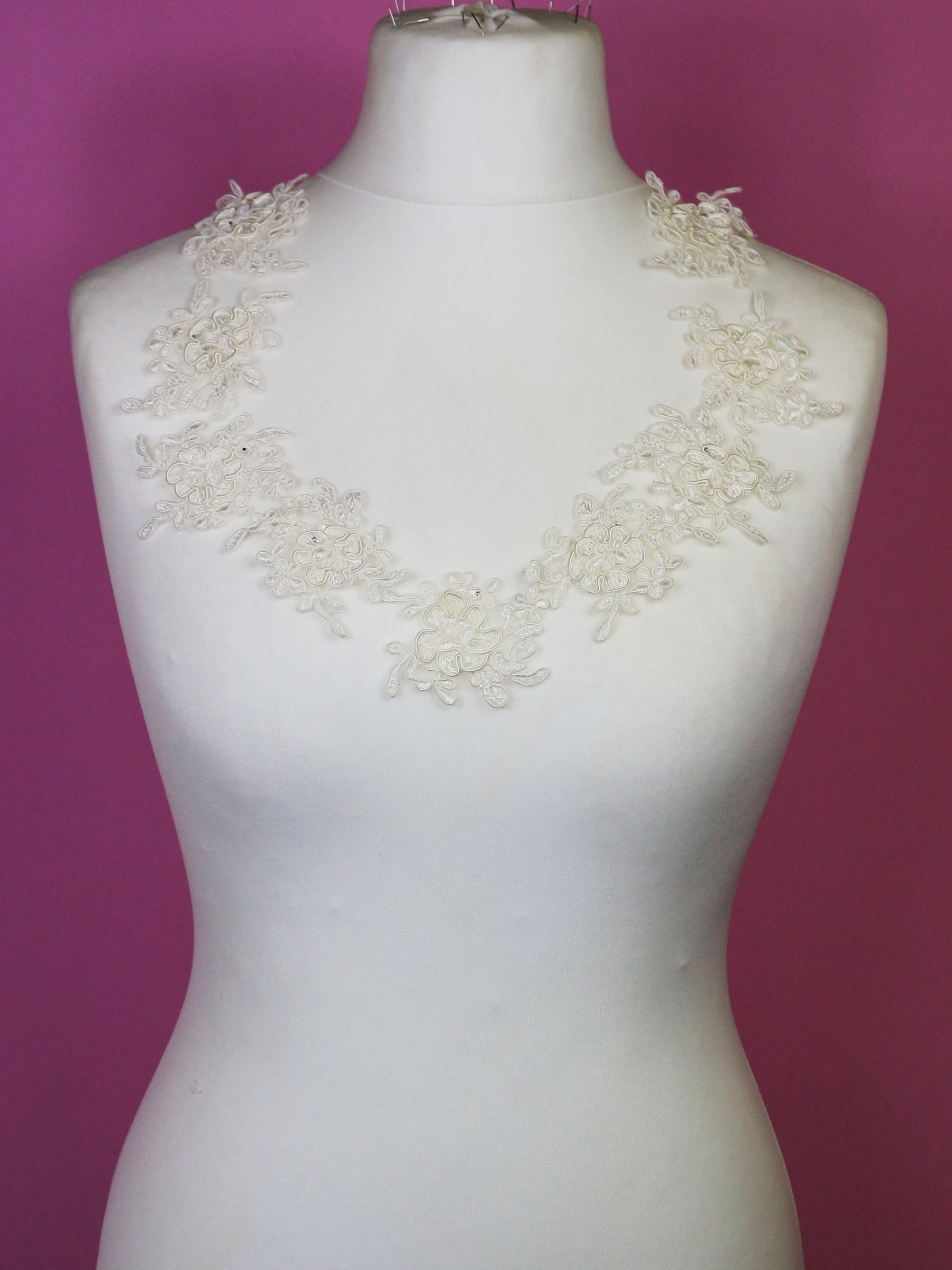 Ivory Corded Lace Appliques - Belinda (Small)