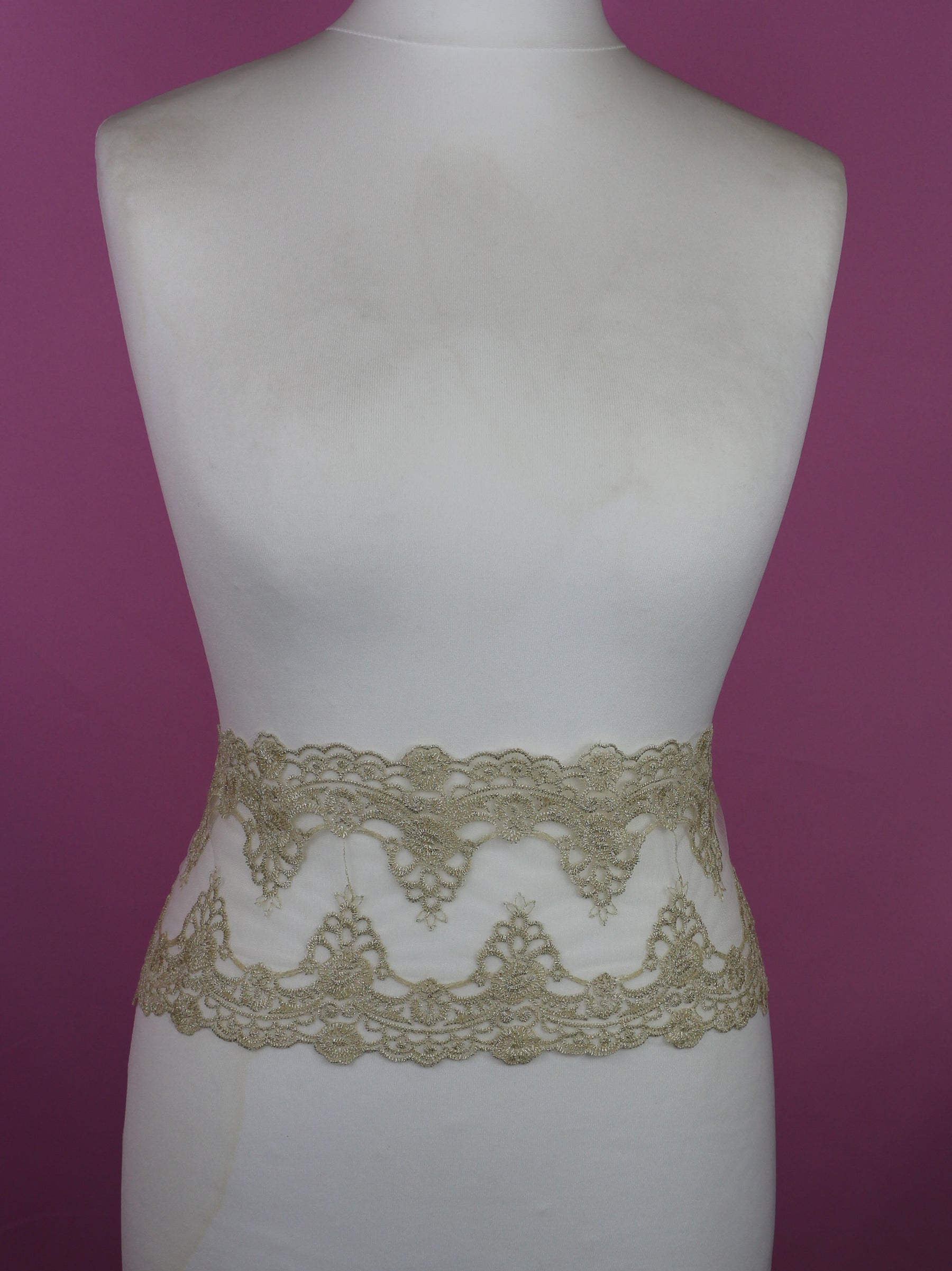 Gold Lace Trim - Cadenza