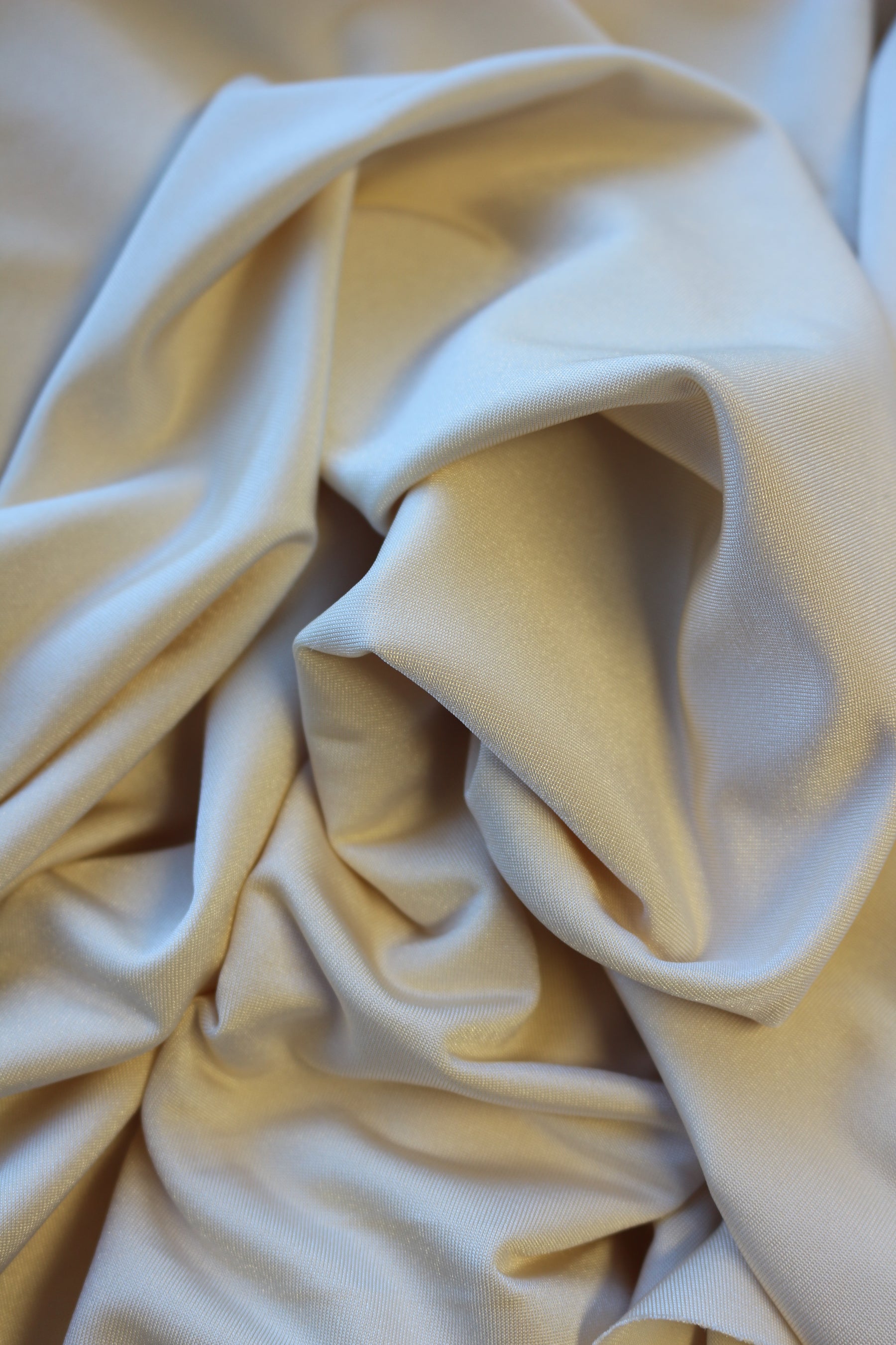 Stretch Polyester Lining (147cm/58") - Confidence