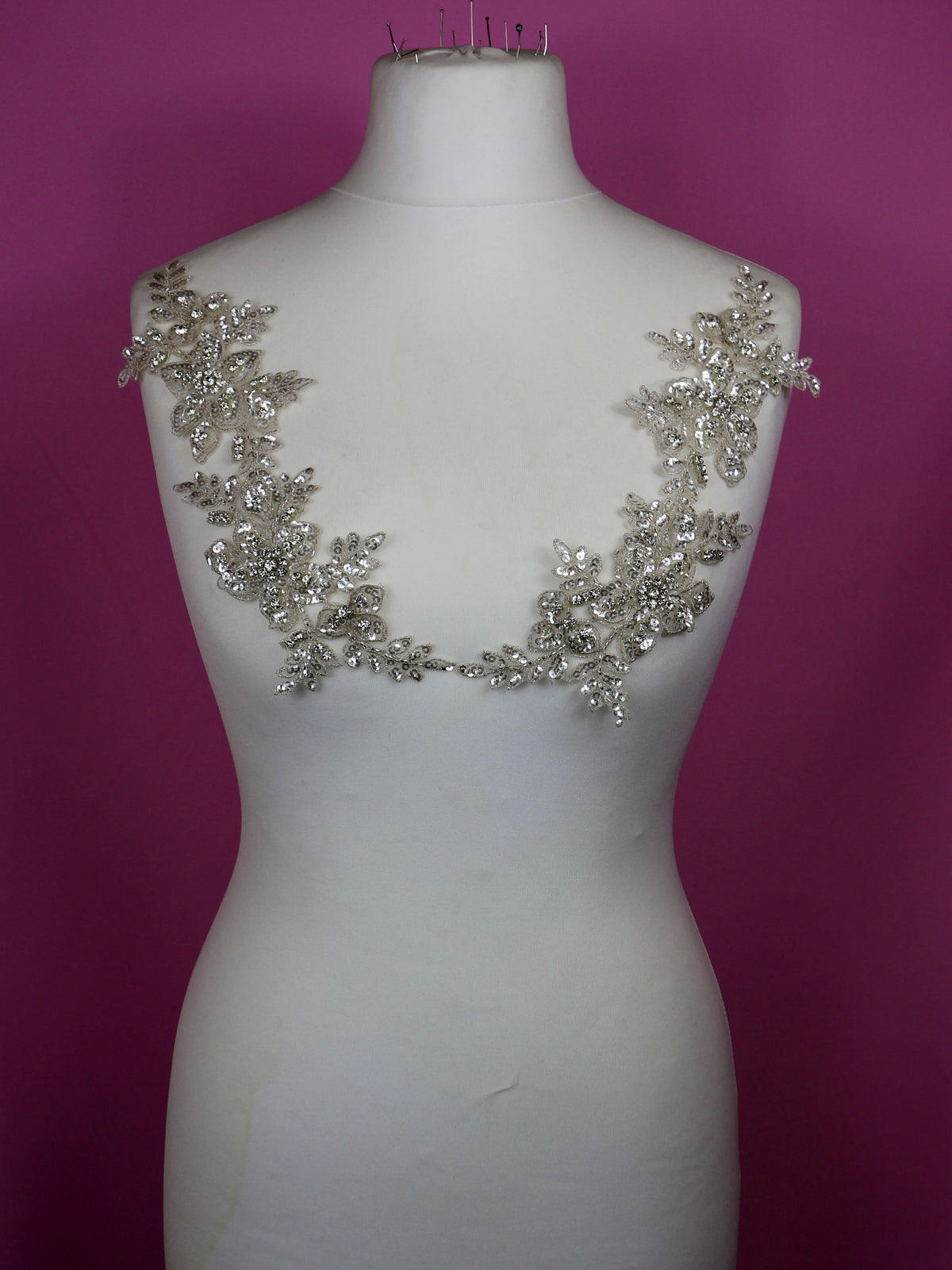 Ivory Crystal Embroidery - Delta