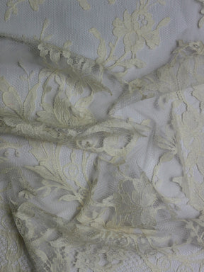 Champagne Chantilly Lace - Dorina