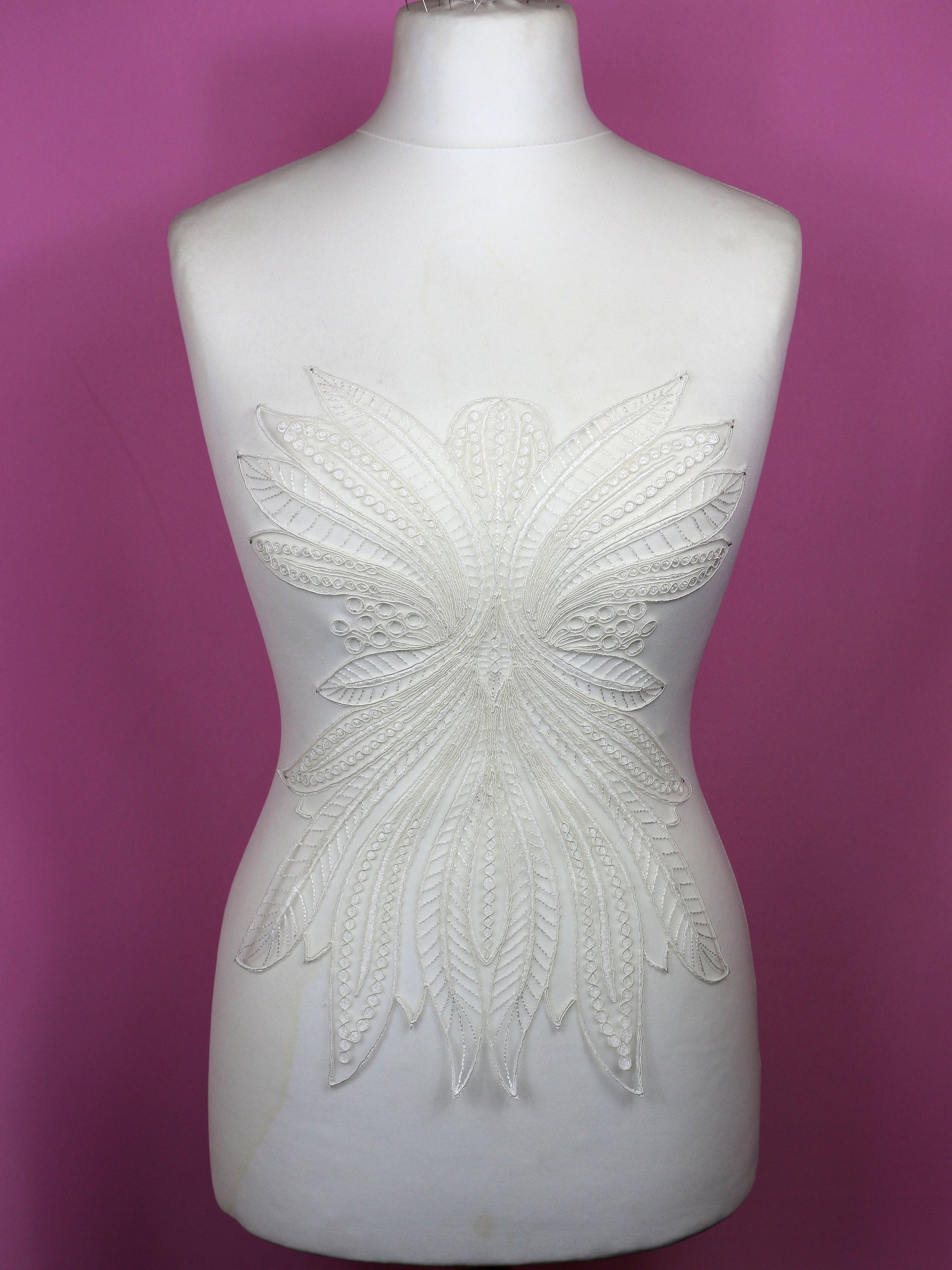 Ivory Large Corded Lace Applique - Fern