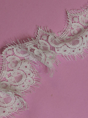 Ivory Lace Trim - Foxy