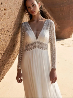Ivory Embroidered Lace - Giovanna