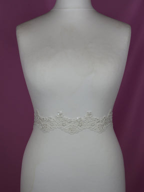 Ivory Lace Trim - Gretchen