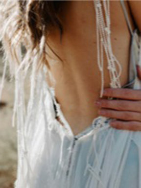Ivory Contemporary Lace - Leoni